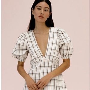 posse linen dress 🤍